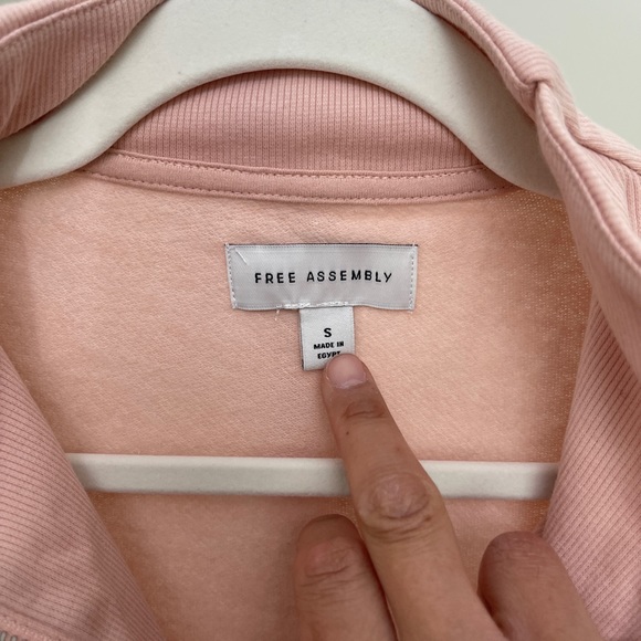 Free Assembly Women's Half Zip SWEATSHIRT with Collar and SWEATS - Picture 5 of 11